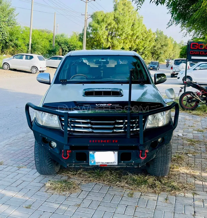 Toyota Hilux 2013 for Sale in Islamabad Toyota Hilux 2013 for Sale in Islamabad Image-1