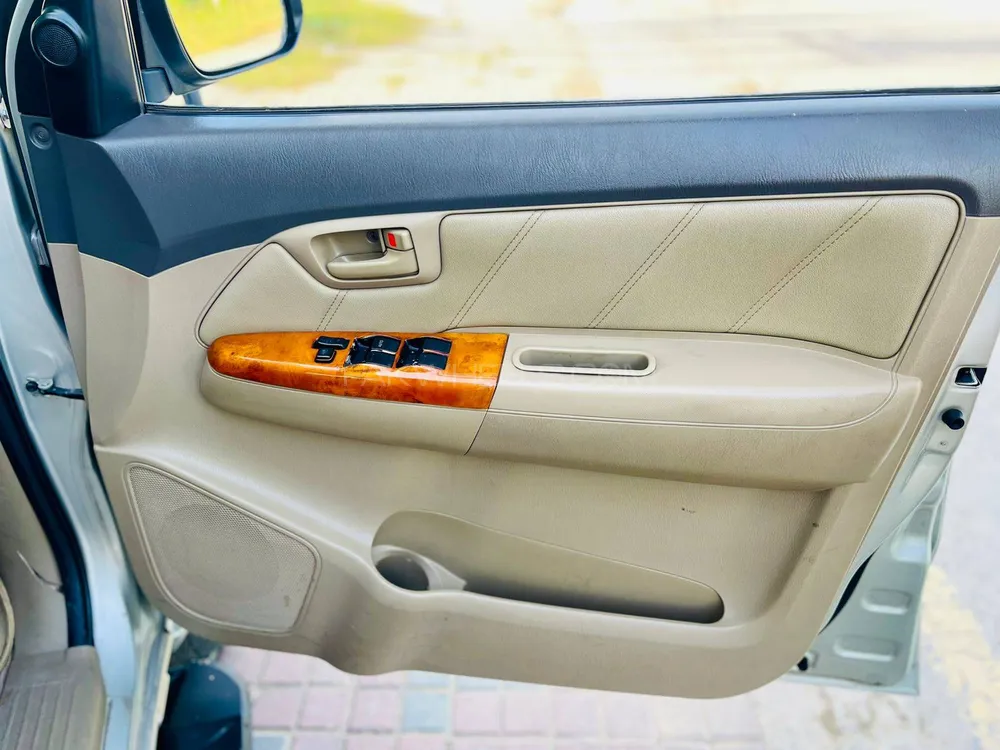 Toyota Hilux 2013 for Sale in Islamabad Toyota Hilux 2013 for Sale in Islamabad Image-13