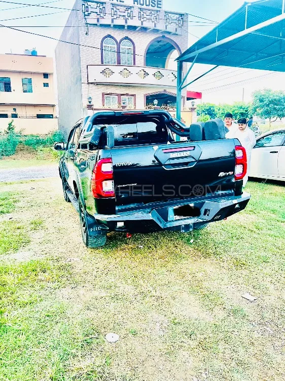 Toyota Hilux 2023 for Sale in Islamabad Toyota Hilux 2023 for Sale in Islamabad Image-16