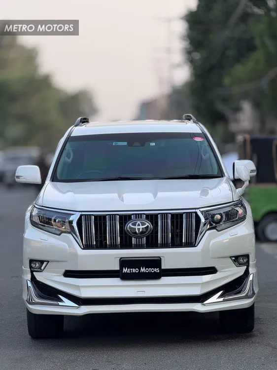 Toyota Prado 2018 for Sale in Lahore Image-1