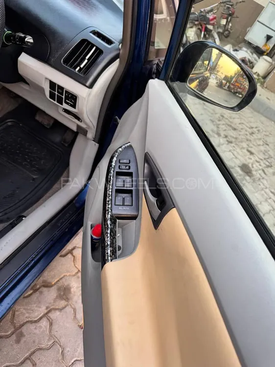 ٹویوٹا پریوس 2011 for Sale in فیصل آباد ٹویوٹا پریوس 2011 for Sale in فیصل آباد Image-2