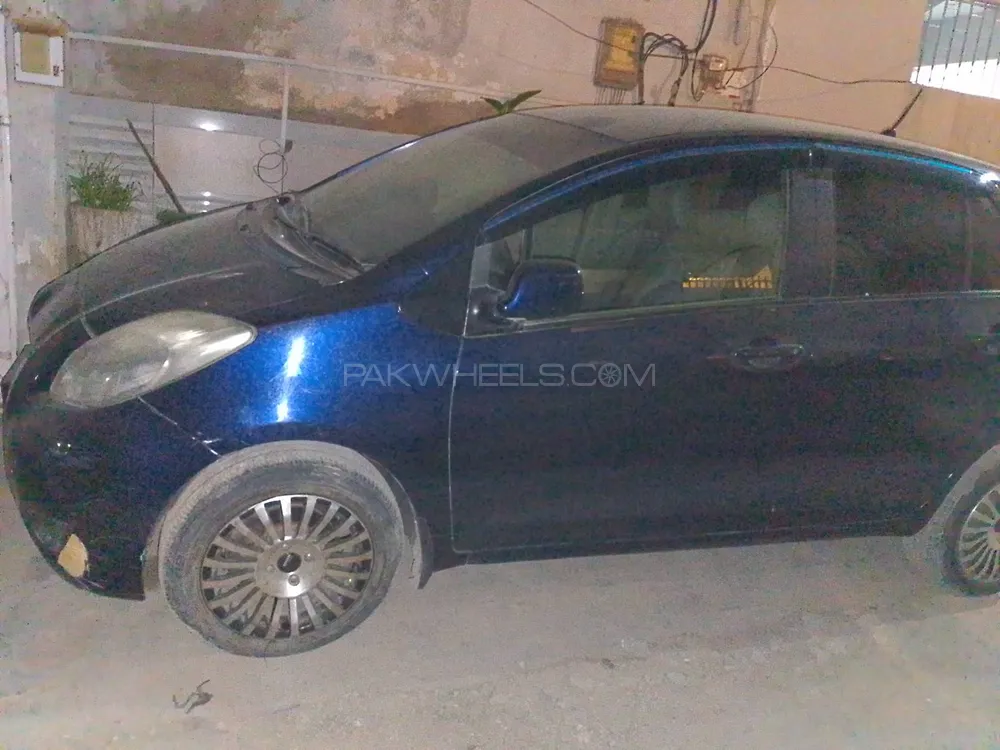 Toyota Vitz 2008 for Sale in Karachi Image-1