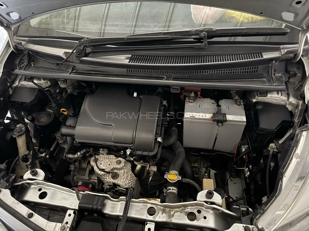 Toyota Vitz 2012 for Sale in Pindi gheb Image-1