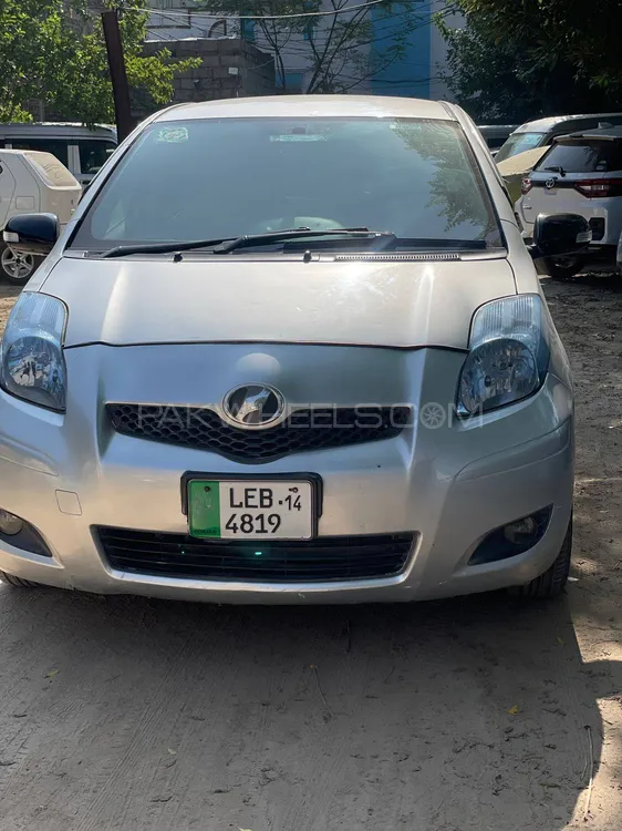 Toyota Vitz 2008 for Sale in Gujrat Image-1