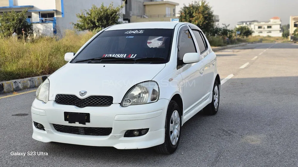 Toyota Vitz 2002 for Sale in Islamabad Image-1