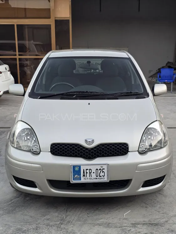 Toyota Vitz 2004 for Sale in Quetta Image-1