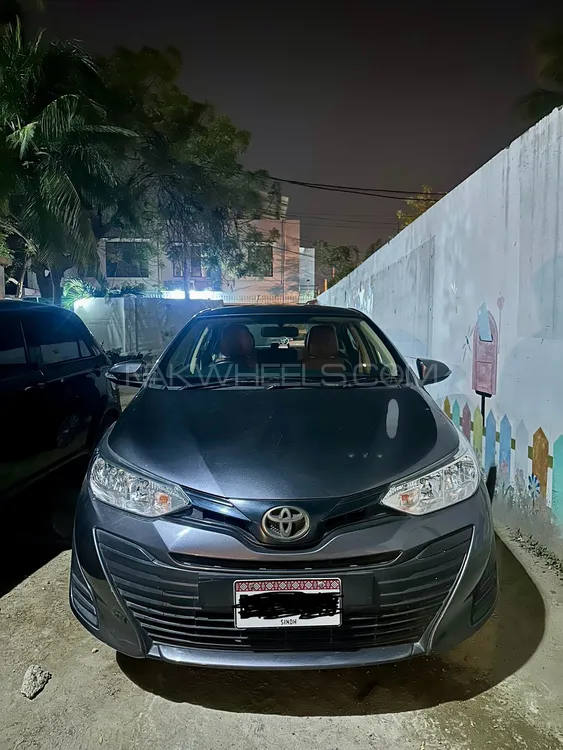 Toyota Yaris Sedan 2021 for Sale in Karachi Image-1