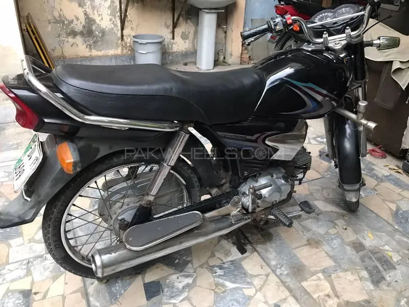 Yamaha YD-100 Junoon 2011 for Sale Yamaha YD-100 Junoon 2011 for Sale Image-1