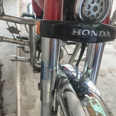 Honda CD 70 2024