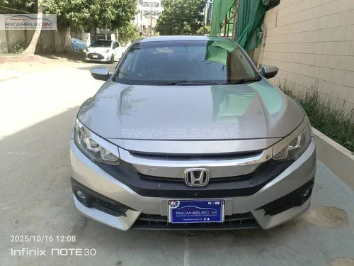 Honda Civic Oriel 1.8 i-VTEC CVT 2017