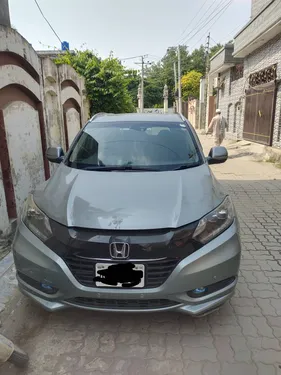 Honda Vezel 2016