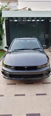 Mitsubishi Galant 2000