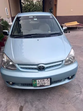 Toyota Platz F 1.0 2004