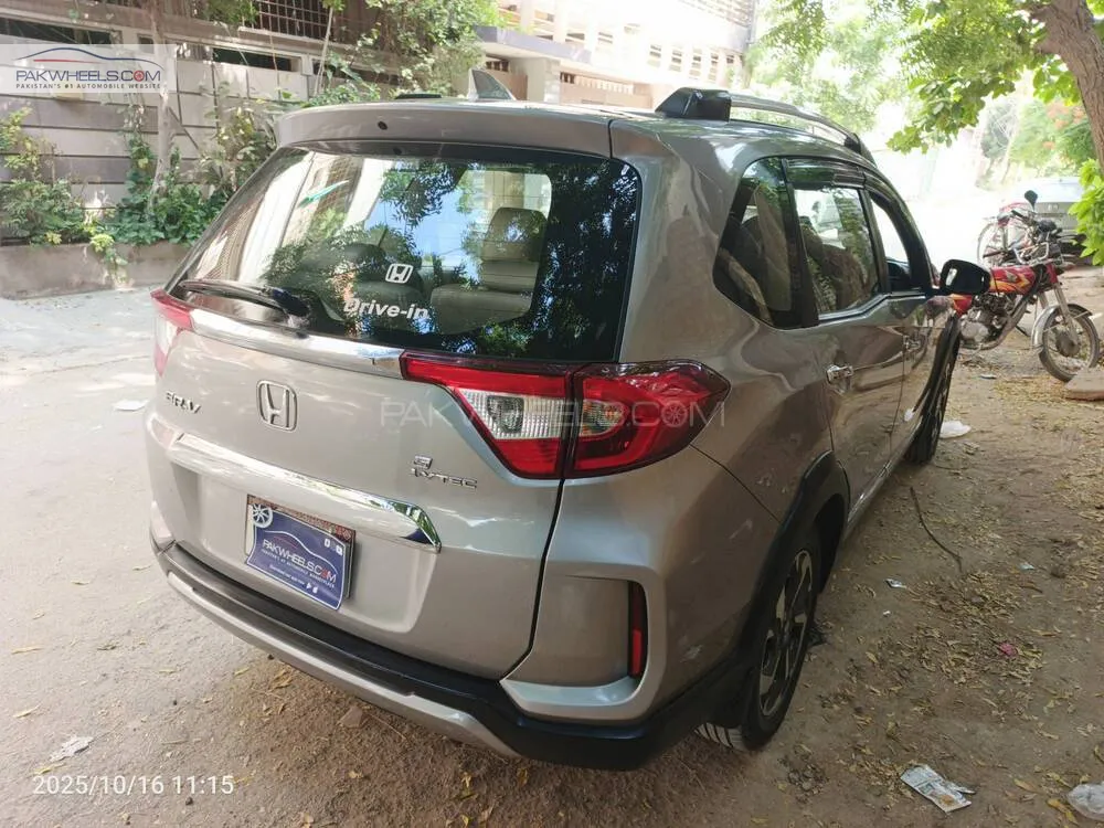 ہونڈا بی آر-وی 2022 for Sale in کراچی ہونڈا بی آر-وی 2022 for Sale in کراچی Image-5