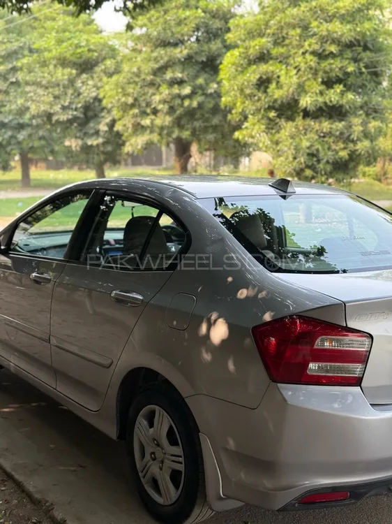 ہونڈا سٹی 2019 for Sale in لاہور ہونڈا سٹی 2019 for Sale in لاہور Image-10