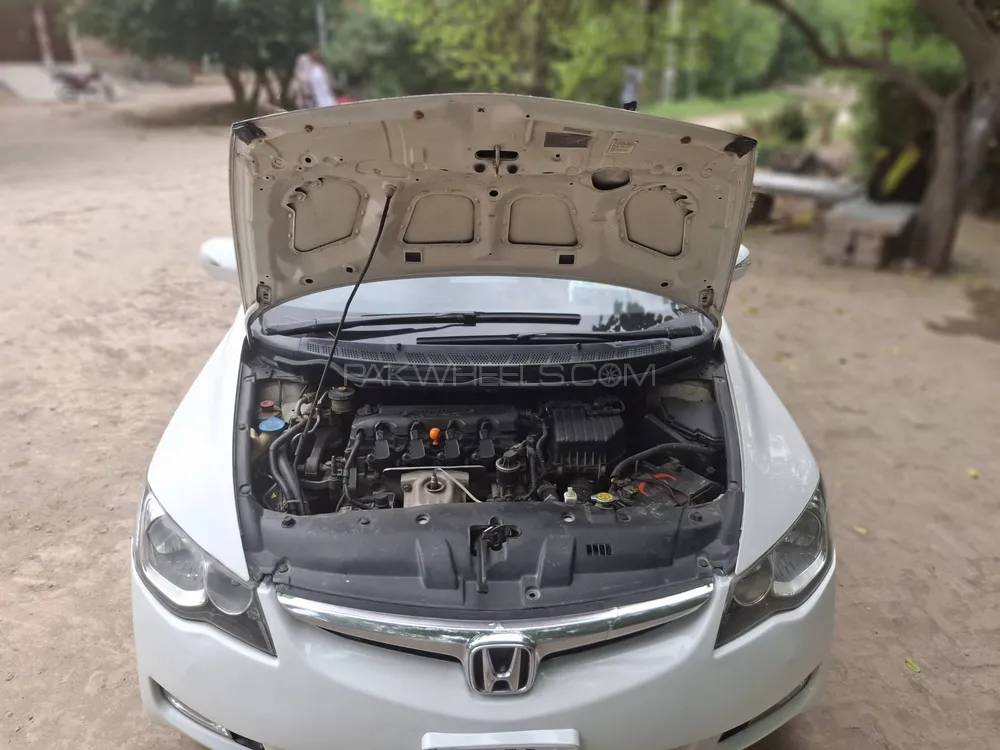 Honda Civic 2010 for Sale in Faisalabad Image-1