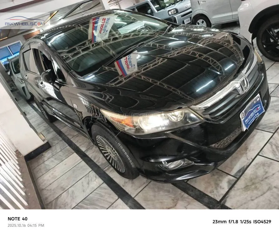 ہونڈا اسٹریم 2007 for Sale in پشاور ہونڈا اسٹریم 2007 for Sale in پشاور Image-2