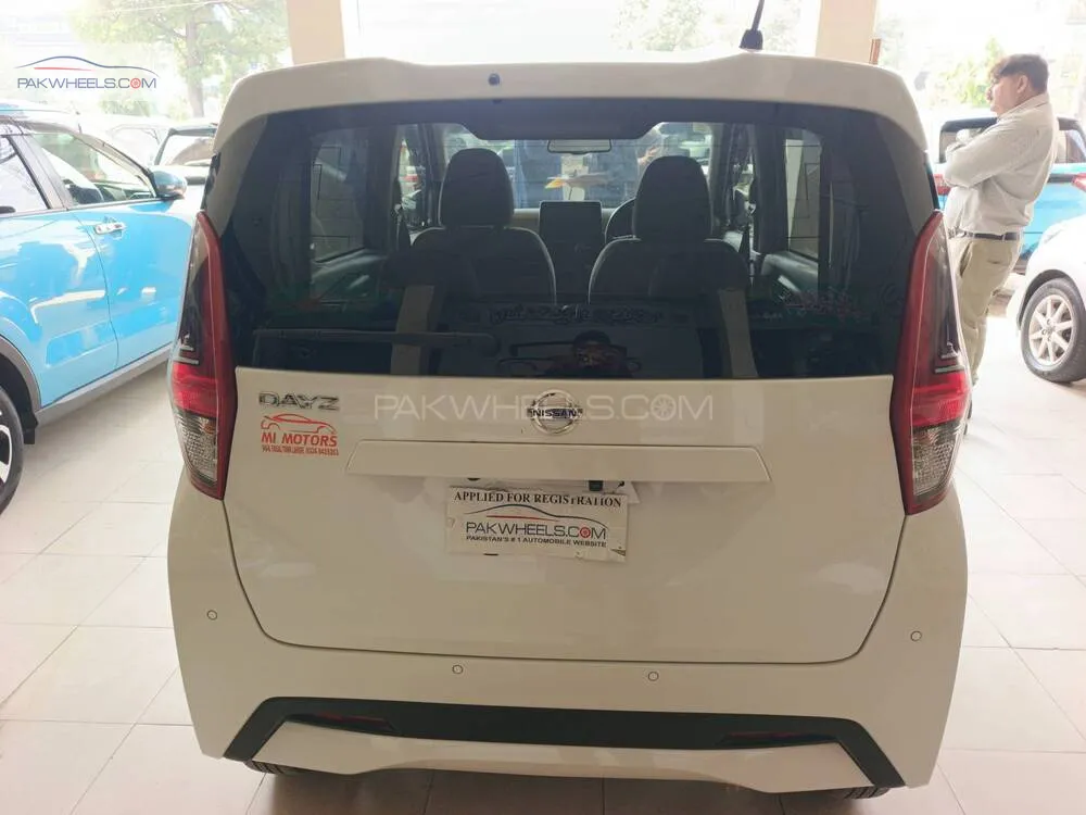 Nissan Dayz 2023 for Sale in Lahore Nissan Dayz 2023 for Sale in Lahore Image-4