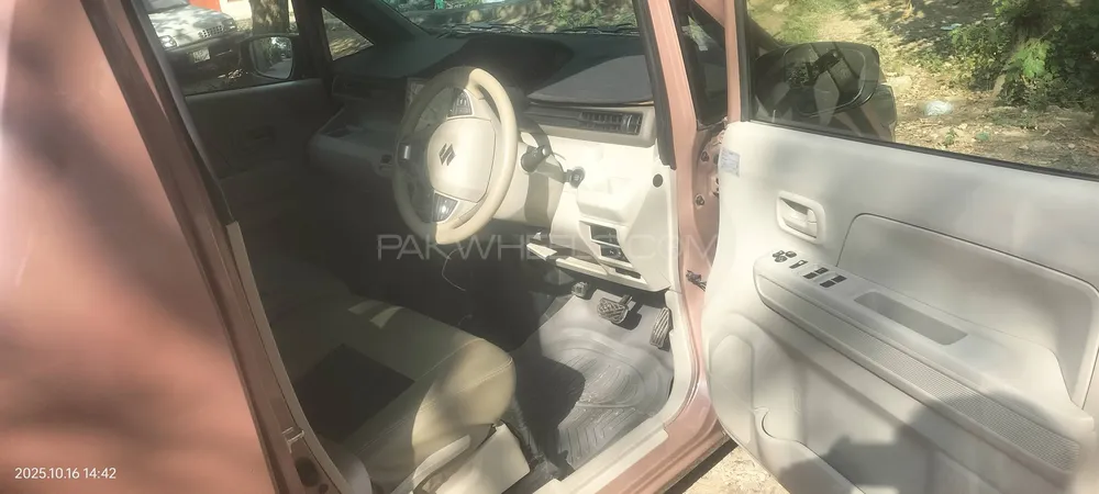 Suzuki Wagon R 2023 for Sale in Rawalpindi Suzuki Wagon R 2023 for Sale in Rawalpindi Image-6
