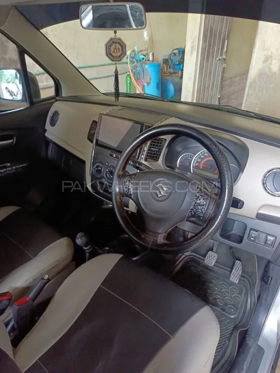 Suzuki Wagon R 2015 for Sale in Burewala Image-1