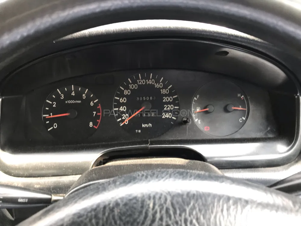 Toyota Corolla 1993 for Sale in Mian Wali Image-1
