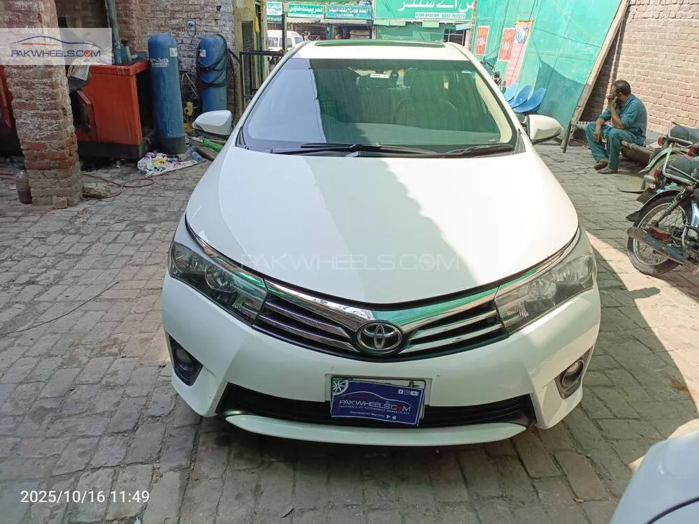 Toyota Corolla 2015 for Sale in Gujranwala Image-1