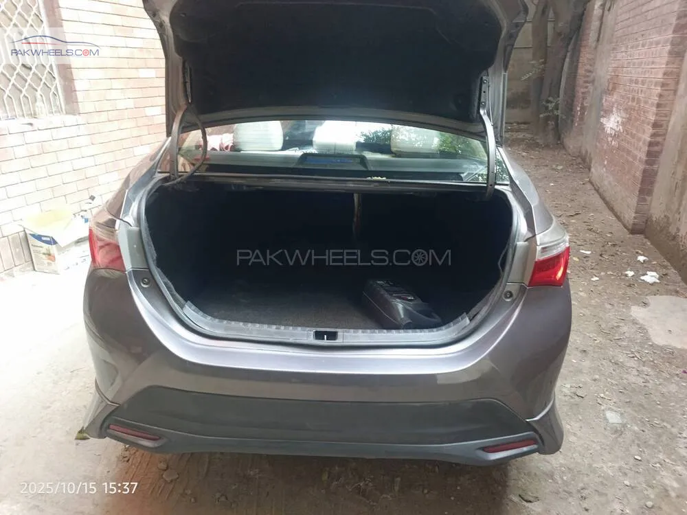Toyota Corolla 2014 for Sale in Lahore Toyota Corolla 2014 for Sale in Lahore Image-8