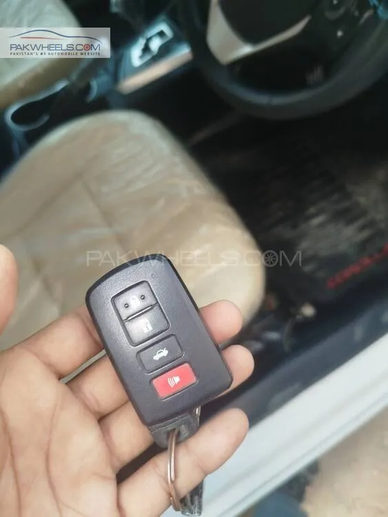 Toyota Corolla 2021 for Sale in Karachi Toyota Corolla 2021 for Sale in Karachi Image-12