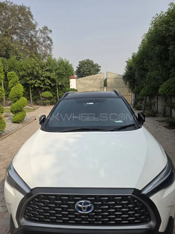 Toyota Corolla Cross 2024 for Sale in Lahore Image-1