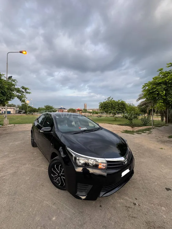 Toyota Corolla 2015 for Sale in Sadiqabad Image-1