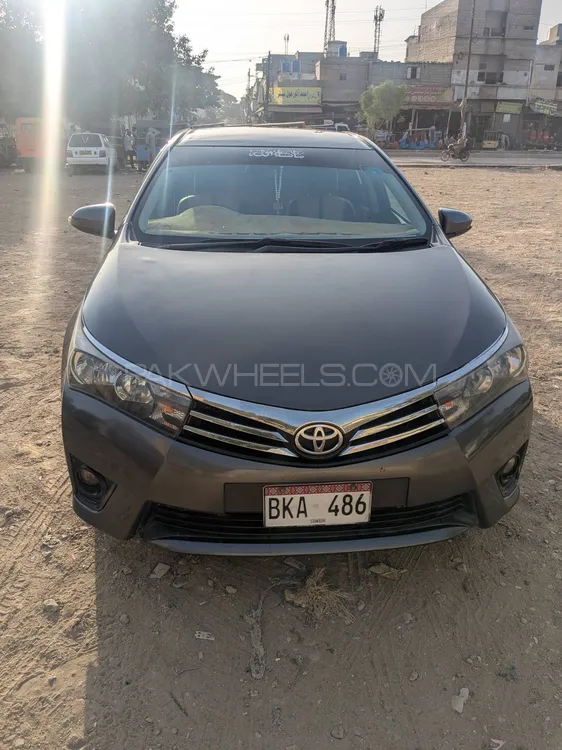 Toyota Corolla 2017 for Sale in Karachi Image-1