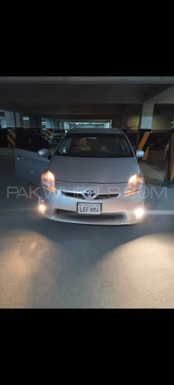 Toyota Prius 2011 for Sale in Peshawar Image-1