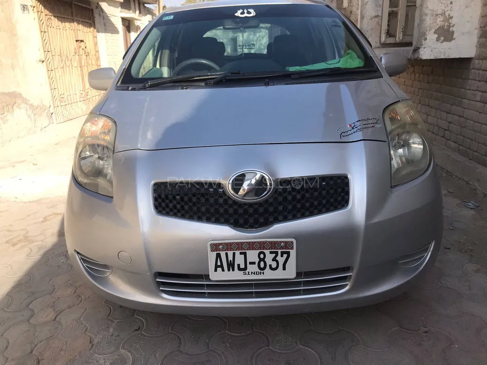 Toyota Vitz 2006 for Sale in Quetta Image-1