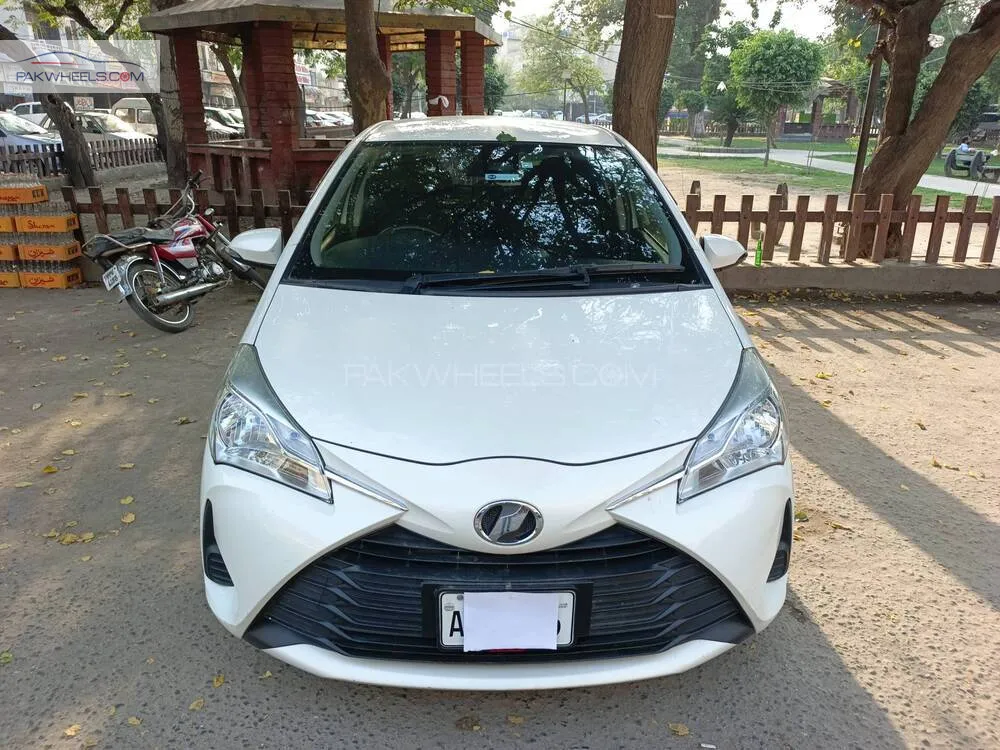 Toyota Vitz 2019 for Sale in Lahore Image-1