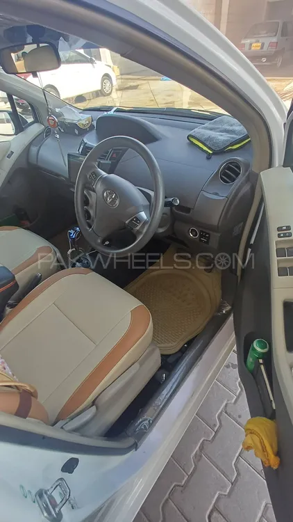 Toyota Vitz 2010 for Sale in Peshawar Toyota Vitz 2010 for Sale in Peshawar Image-3