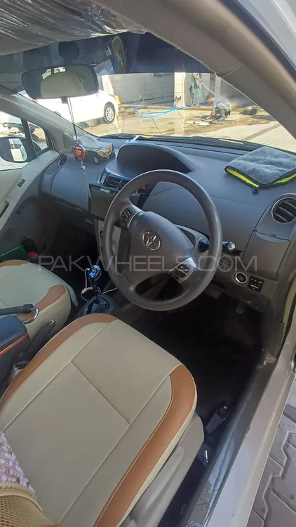 Toyota Vitz 2010 for Sale in Peshawar Toyota Vitz 2010 for Sale in Peshawar Image-17