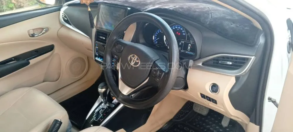 Toyota Yaris Sedan 2024 for Sale in Karachi Image-1