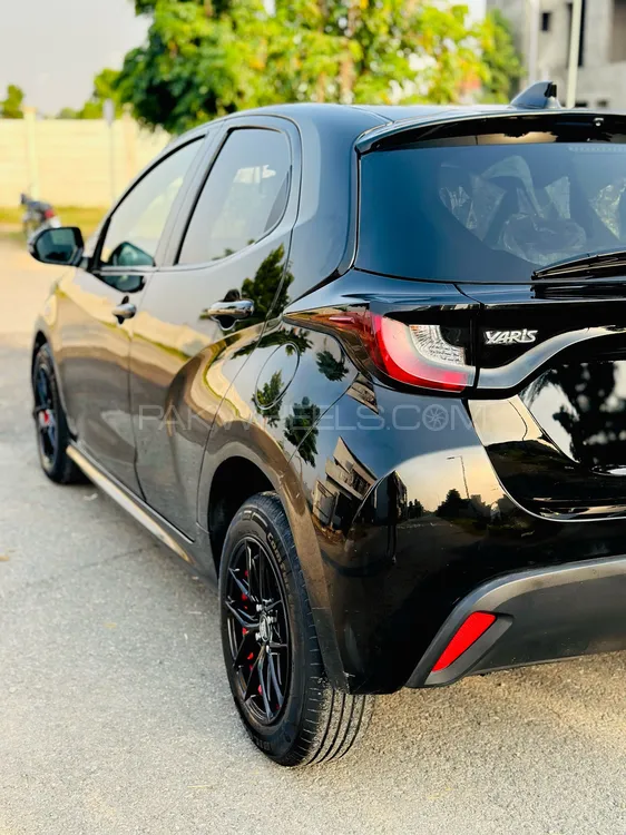 Toyota Yaris Hatchback 2020 for Sale in Sialkot Toyota Yaris Hatchback 2020 for Sale in Sialkot Image-7
