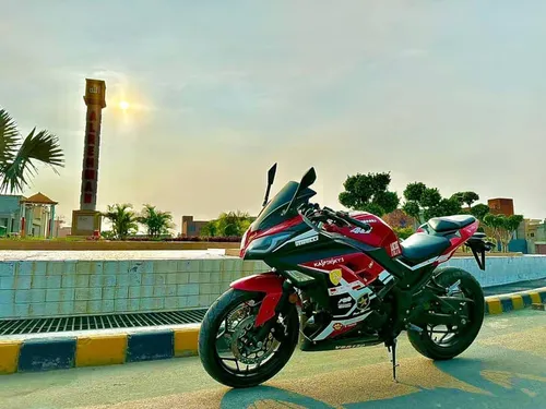 Kawasaki Ninja ZX300 2022