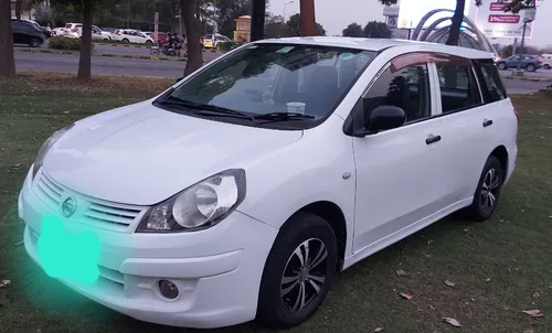 Nissan AD Van 2014