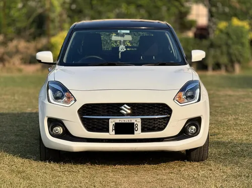 Suzuki Swift GLX CVT 2024