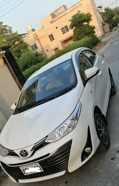 Toyota Yaris Sedan ATIV CVT 1.3 2021