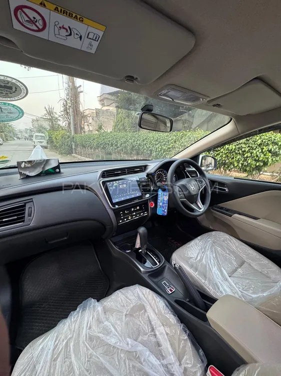 Honda City 2025 for Sale in Lahore Honda City 2025 for Sale in Lahore Image-7