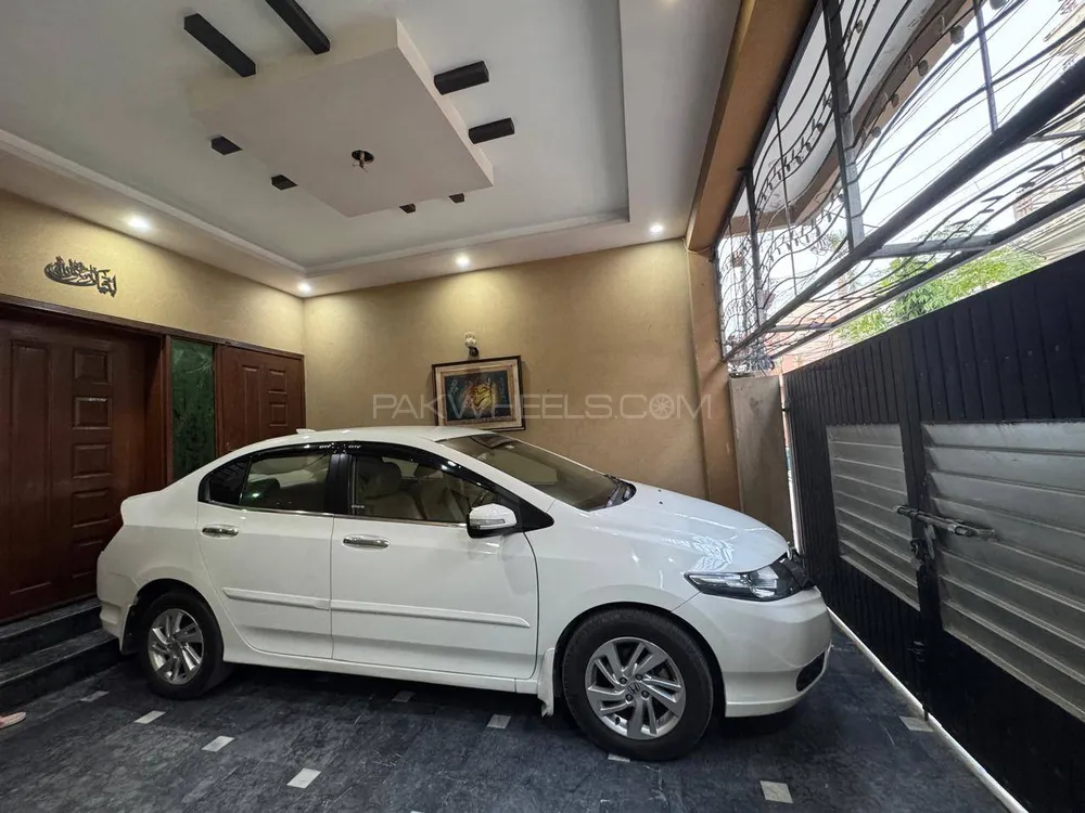 Honda City 2021 for Sale in Lahore Image-1
