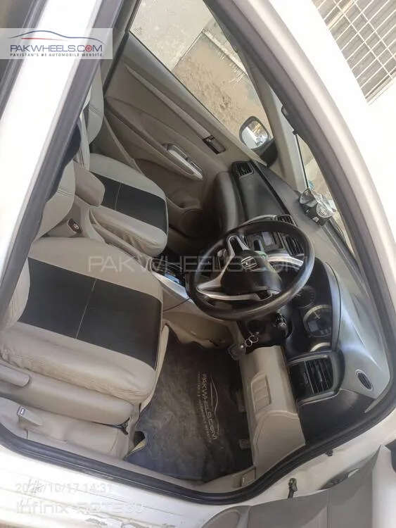 ہونڈا سٹی 2019 for Sale in کراچی ہونڈا سٹی 2019 for Sale in کراچی Image-10