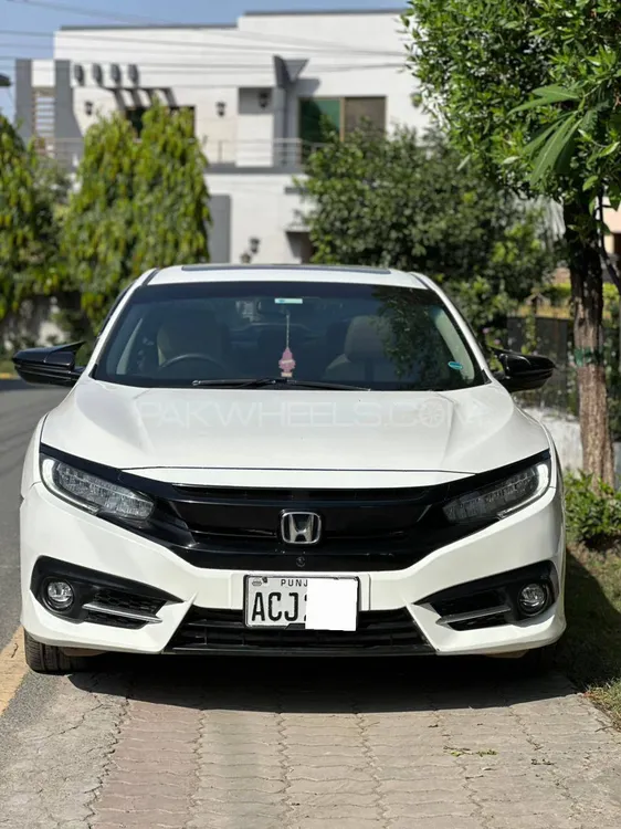 Honda Civic 2020 for Sale in Lahore Image-1