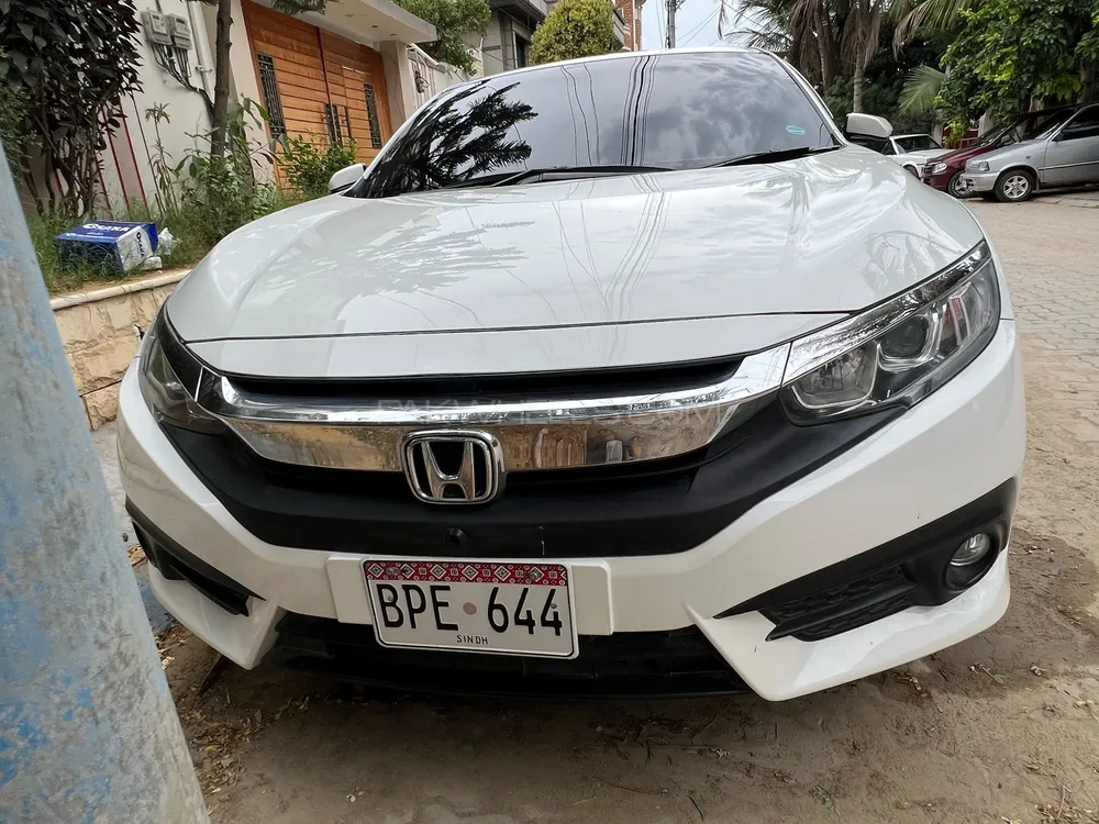 Honda Civic 2018 for Sale in Karachi Image-1
