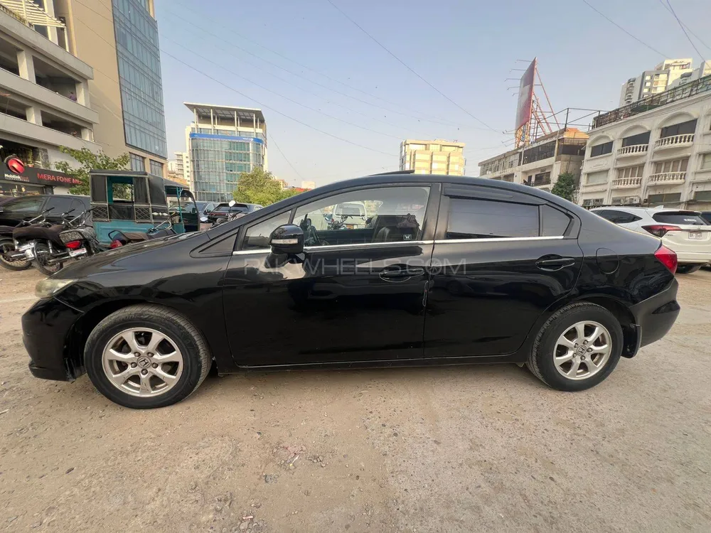 Honda Civic 2013 for Sale in Karachi Honda Civic 2013 for Sale in Karachi Image-8