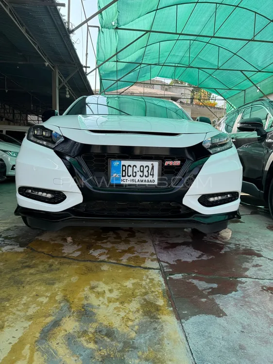 Honda Vezel 2017 for Sale in Abbottabad Honda Vezel 2017 for Sale in Abbottabad Image-2