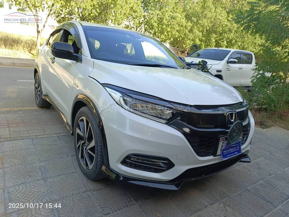 Honda Vezel 2018 for Sale in Karachi Honda Vezel 2018 for Sale in Karachi Image-2